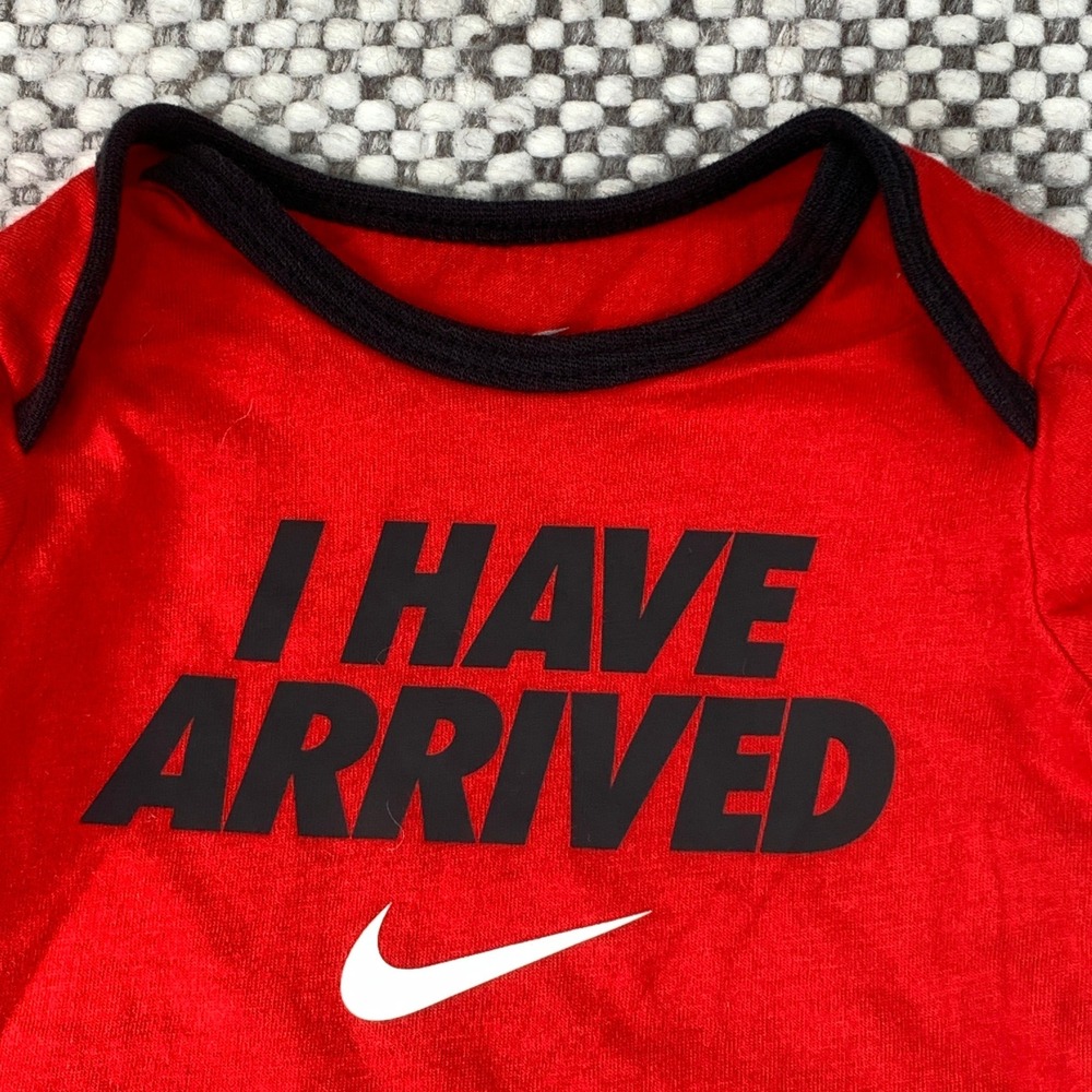 Nike Shirt Baby 3M Red I HAVE ARRIVED Graphic Long Sleeve Mitten Cuffs Top